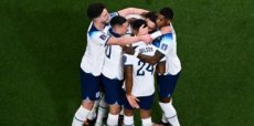 Inglaterra goleó 6-2 a Irán y mostró potencial para ser uno de los candidatos en su debut en el Mundial Qatar 2022